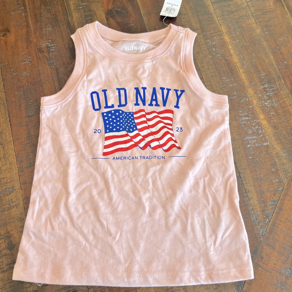 Light pink little girls old navy flag tank. 3T NWT